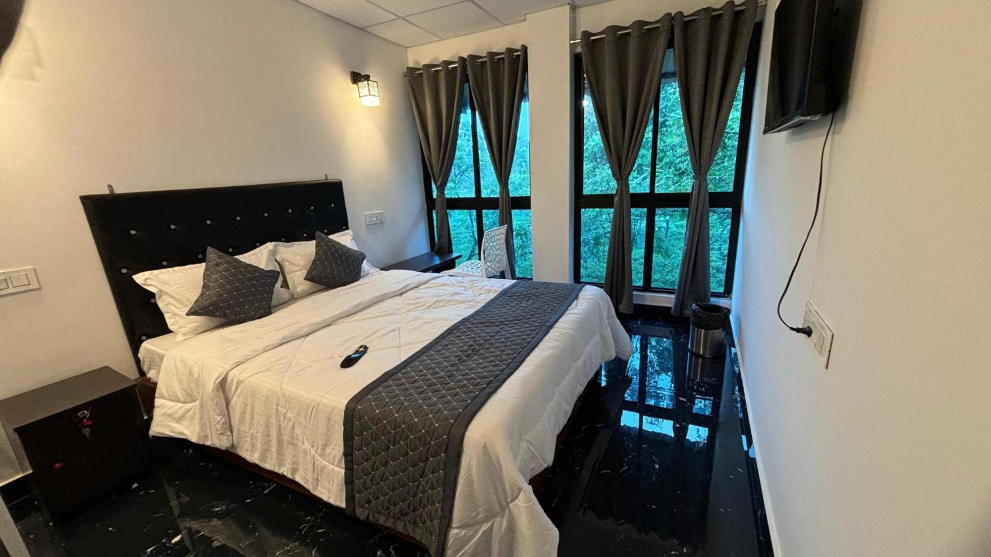 Roots By Mount Olive Homestay