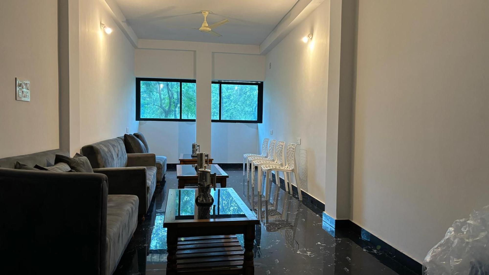 Homestay Roots By Mount Olive Siliguri