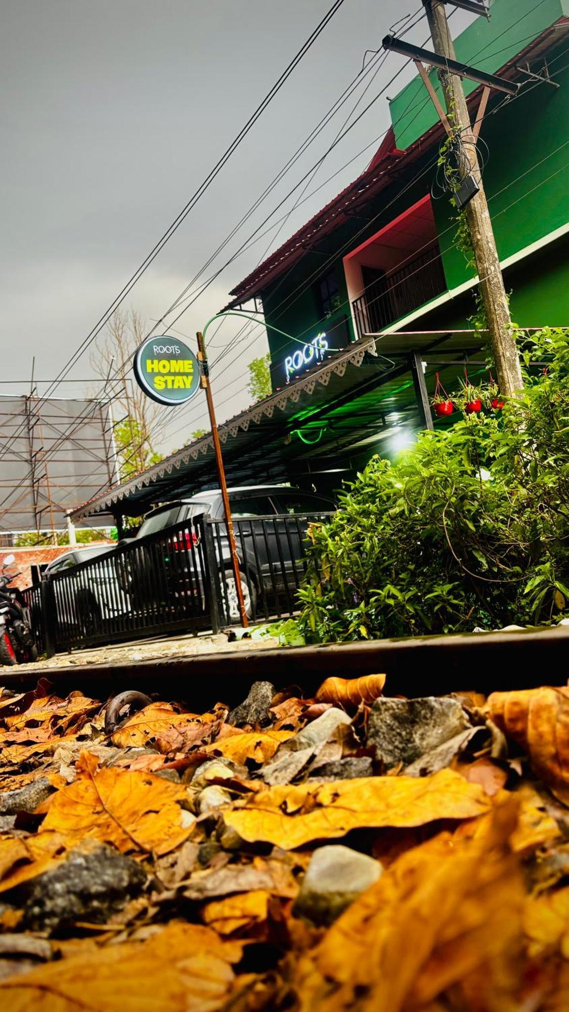 Roots By Mount Olive Homestay Siliguri